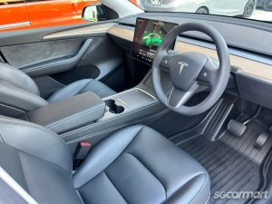Tesla Model Y Electric RWD