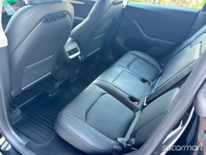 Tesla Model Y Electric RWD