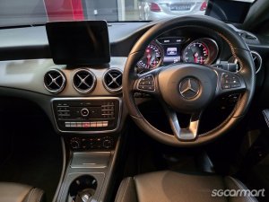 Mercedes-Benz CLA-Class CLA180 Urban