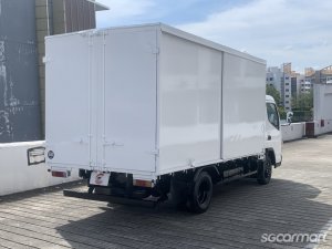 Mitsubishi Fuso Canter FEB21 (New 5-yr COE)