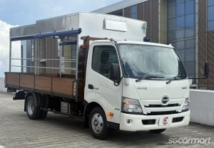 Hino XZU710R