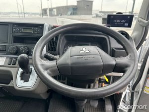 Mitsubishi Fuso Canter FEA01