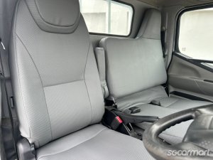 Mitsubishi Fuso Canter FEA01