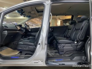 Honda Odyssey 2.4A EXV-S Sunroof