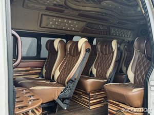 Toyota Hiace Commuter 3.0A GL High Roof (COE till 04/2029)