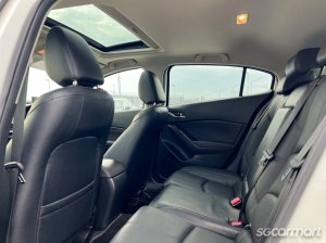 Mazda 3 HB 1.5A Deluxe Sunroof