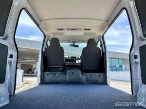 Toyota Hiace 2.0A DX