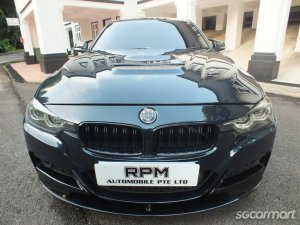 BMW 3 Series 320i-thumbnail