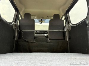 Nissan NV350 Caravan 2.0A DX