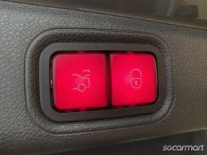 Mercedes-Benz E-Class E200 Avantgarde