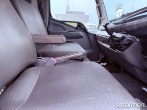 Mitsubishi Fuso Canter FEB21 (New 5-yr COE)