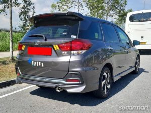 Honda Mobilio 1.5A RS i-VTEC Luxe (OPC)