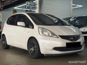 Honda Fit 1.3A G (COE till 09/2028)