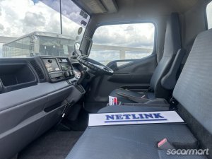 Mitsubishi Fuso Canter FEB21 (New 5-yr COE)