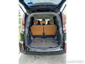 Toyota Sienta Hybrid 1.5A