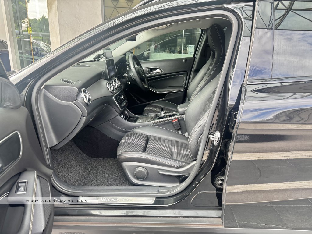 BMW 5 Series 523i Highline - Side Front