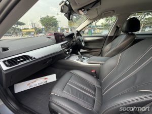 BMW 5 Series 530e Plug-in Hybrid