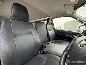 Toyota Hiace 3.0M (New 5-yr COE)