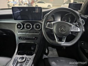 Mercedes-Benz GLC-Class GLC250 AMG 4MATIC Sunroof