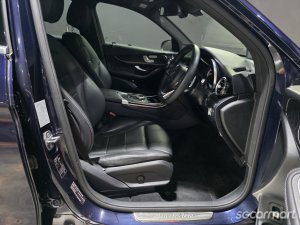 Mercedes-Benz GLC-Class GLC250 AMG 4MATIC Sunroof