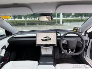 Tesla Model 3 Electric RWD