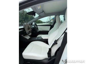 Tesla Model 3 Electric RWD