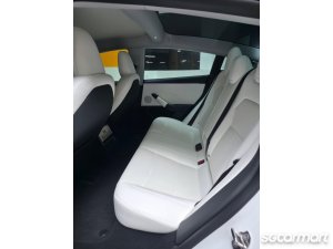 Tesla Model 3 Electric RWD