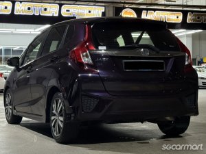 Honda Jazz 1.5A RS (New 5-yr COE)