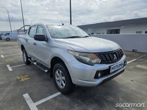 Mitsubishi Triton L200 Double-Cab 2.4M