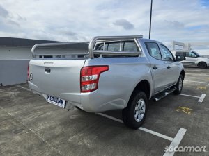 Mitsubishi Triton L200 Double-Cab 2.4M