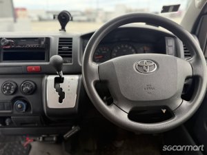 Toyota Hiace 3.0A DX
