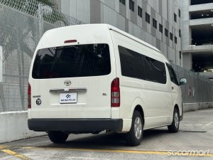 Toyota Hiace Commuter 2.8A GL High Roof
