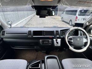 Toyota Hiace Commuter 2.8A GL High Roof
