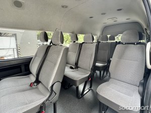 Toyota Hiace Commuter 2.8A GL High Roof