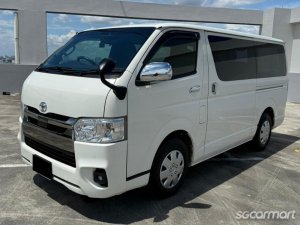 Toyota Hiace 2.8A Super GL Dark Prime