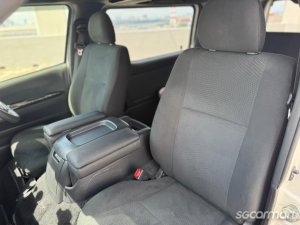 Toyota Hiace 2.8A Super GL Dark Prime