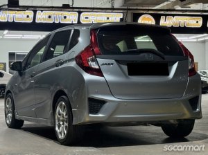 Honda Jazz 1.5A (New 5-yr COE)