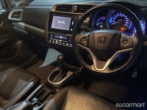 Honda Jazz 1.5A (New 5-yr COE)