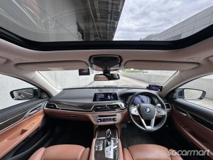 BMW 7 Series 740Li Sunroof