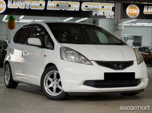 Honda Fit 1.3A G (COE till 02/2029)
