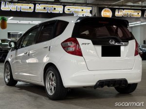 Honda Fit 1.3A G (COE till 02/2029)