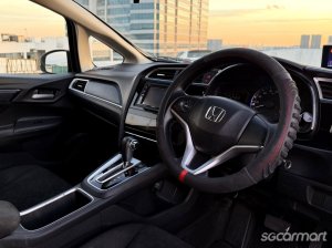 Honda Shuttle 1.5A G (New 5-yr COE)