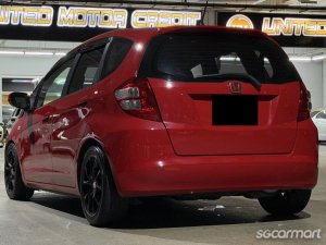Honda Fit 1.3A G (COE till 03/2029)