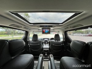Toyota Alphard 2.5A S C-Package Moonroof