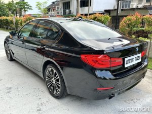 BMW 5 Series 520i
