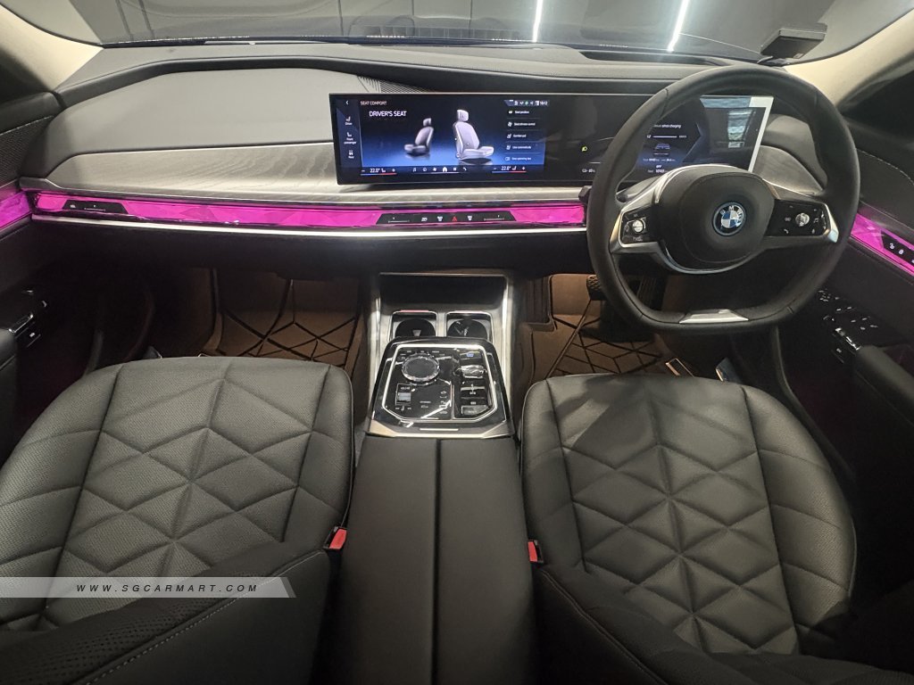 BMW i7 Electric eDrive50 Pinnacle