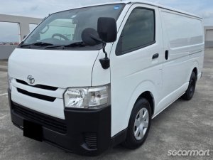 Toyota Hiace 3.0M DX