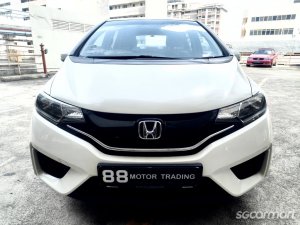 Honda Jazz 1.3A (New 5-yr COE)