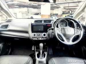 Honda Jazz 1.3A (New 5-yr COE)