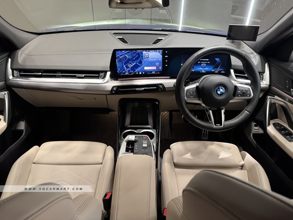 BMW iX2 Electric eDrive20 M-Sport